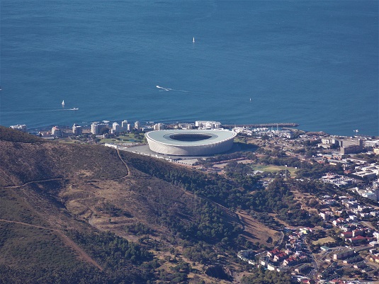 de la « Table Mountain » avec une vue à 360° sur le Cap et l’océan